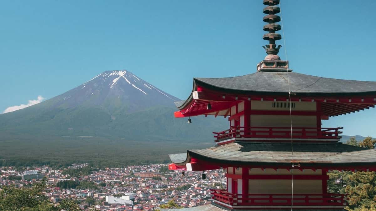Top 10 Twitter Influencers You Should Collaborate With in Japan