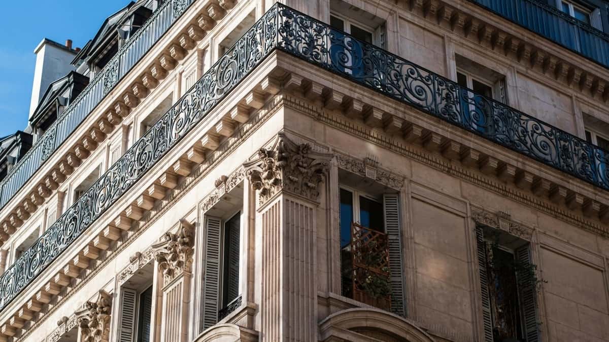 Πώς Ένας Δημιουργός στο Ιράκ Χρησιμοποιεί το Discord για Ζωντανές Μεταδόσεις