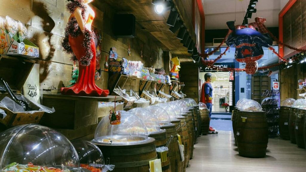 : Apple Music beauty launches.