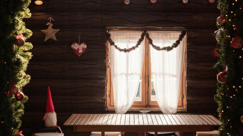 : , Pakistan Instagram creator-led tutorial series.