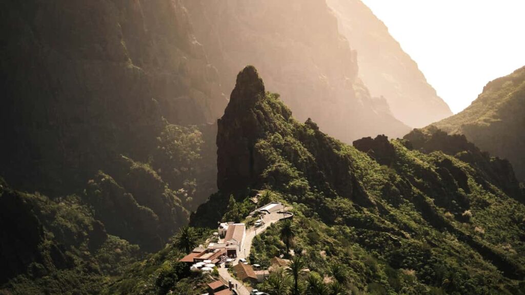 : Pinterest tracks challenges.