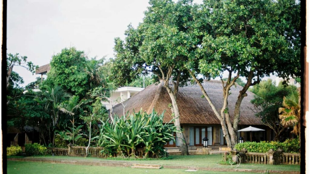 : creators Netflix city guides, local activations.